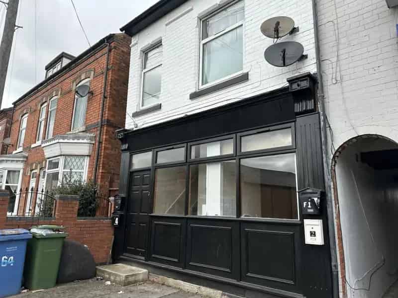 2 Bedroom Flat To Rent