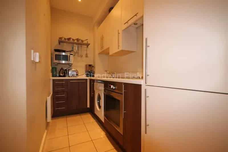 1 Bedroom Apartment House to Rent