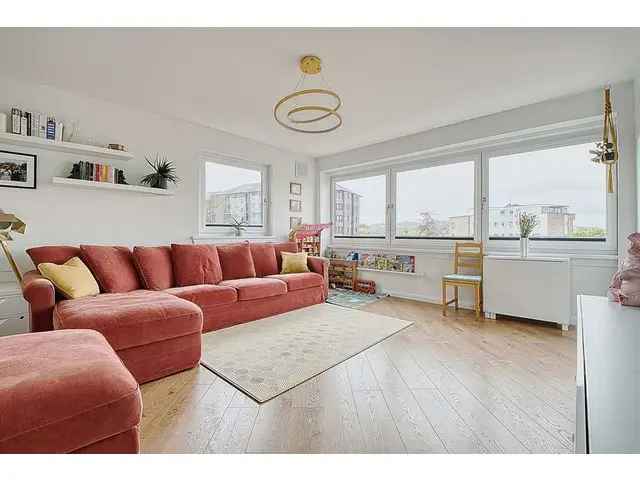 3 Bedroom Flat for Sale Modern Kitchen Balcony Parking