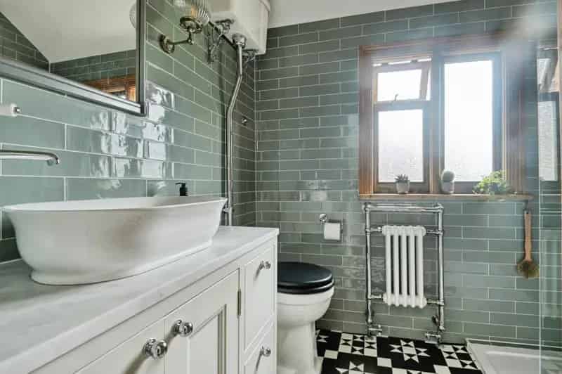 5 Bedroom Family Home For Sale