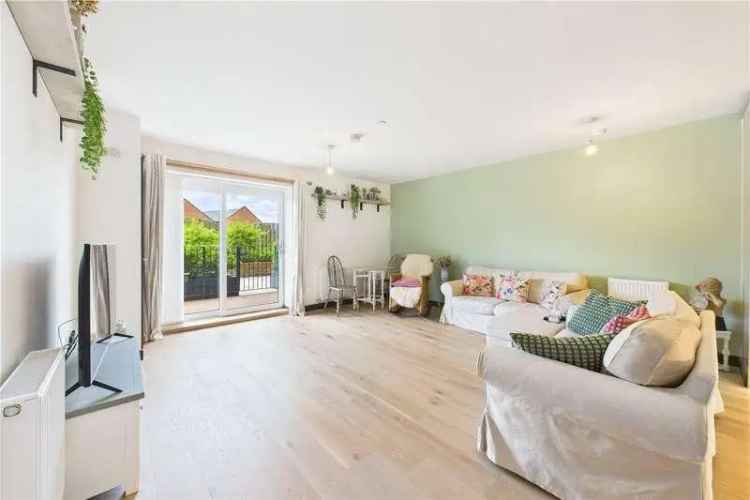1 Bed Flat for Sale East Grinstead Town Centre