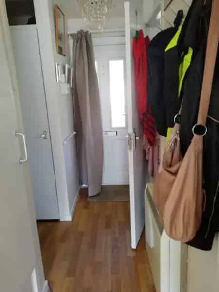 One Bed Bungalow Near Coast - Over 50s or Disabled Welcome
