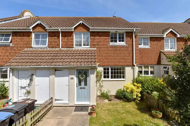 3 bedroom terraced house for sale