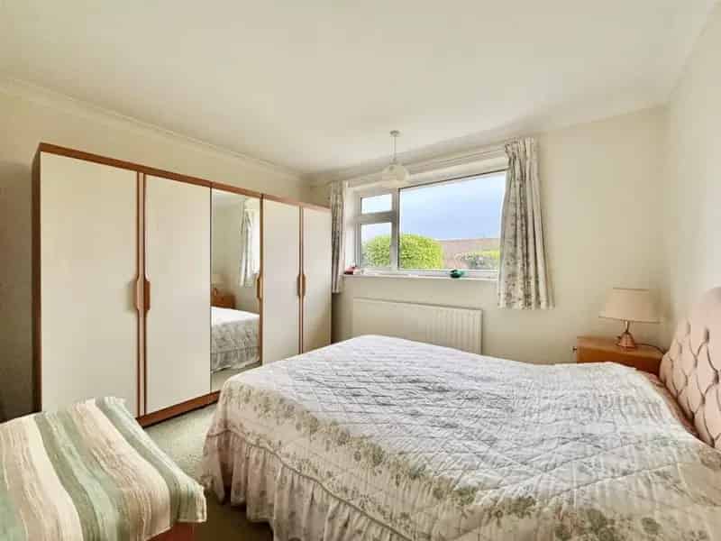 3 Bed Detached Bungalow for Sale in Penland Wood Bexhill