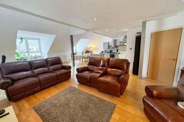 Flat for sale in Morrison Street, Glasgow G5