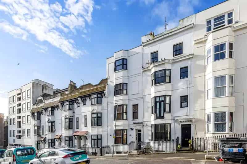 2 Bedroom Apartment for Sale in Brighton City Centre