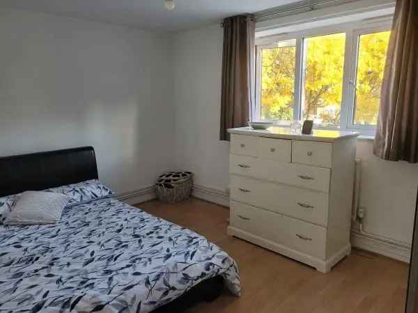 Flat For Rent in London, England