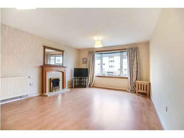 3 Bedroom Flat Near Caledonian University