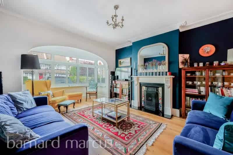 4-Bedroom House in Wallington - Spacious Modern Family Home
