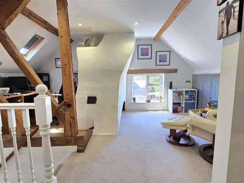 3 Bed Semi-Detached House For Sale
