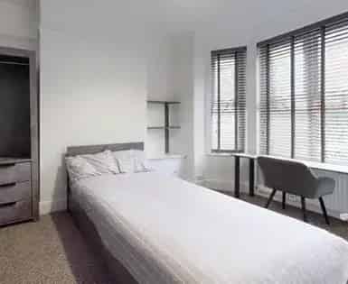 6 Bed House Manchester - All Bills Included
