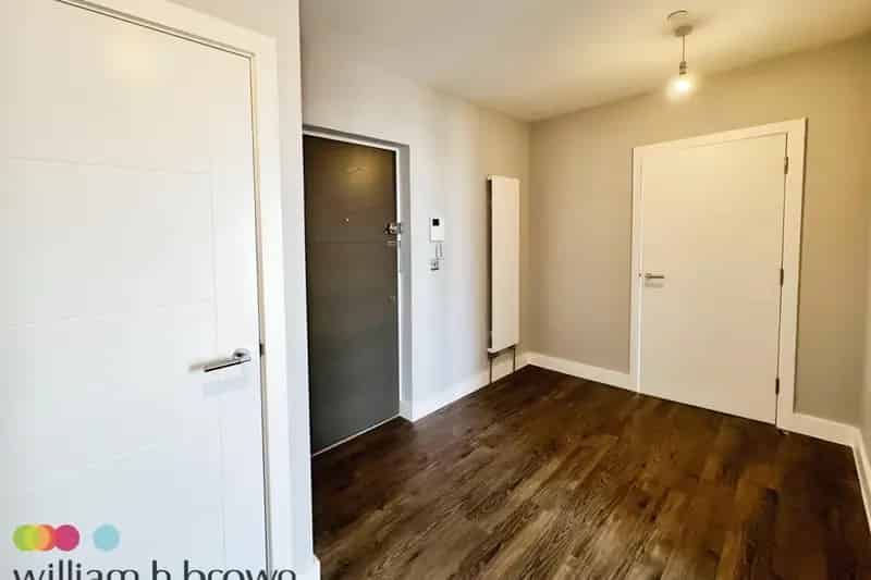 Penthouse Apartment Southend-on-Sea Two Bedrooms Parking Zero Deposit