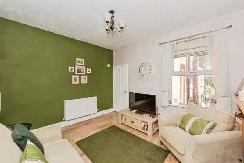 3 Bedroom Terraced House Sutton Coldfield