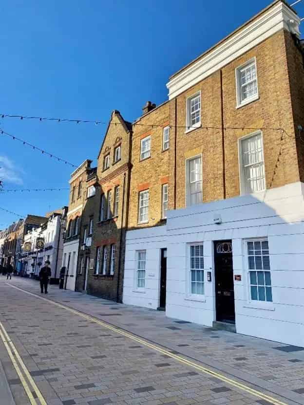 Refurbished Office Space in Twickenham - Suites Available