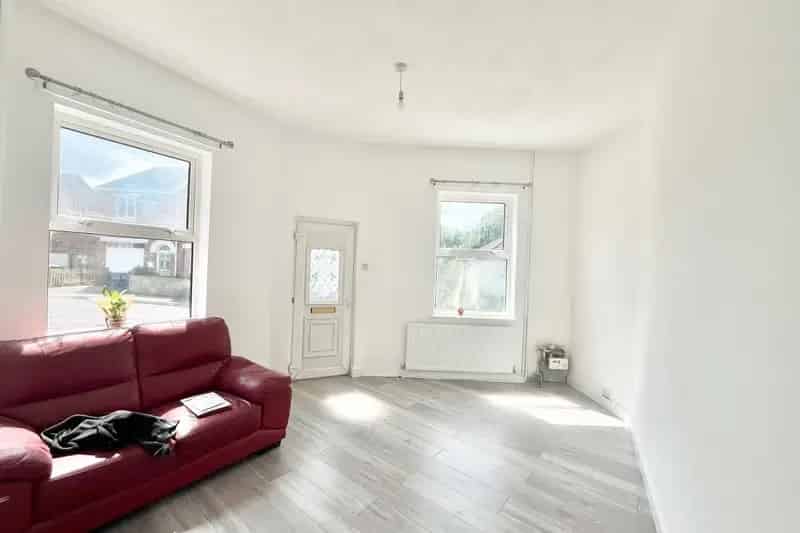 3 Bedroom House in Woolston Southampton Recently Refurbished