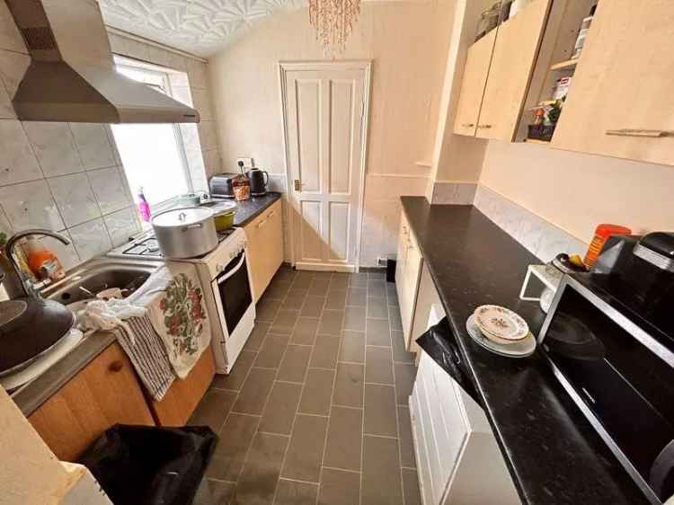 4 bedroom terraced house for sale