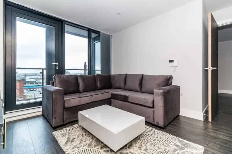 Luxury 2-Bedroom Apartment in Hallmark Development Manchester