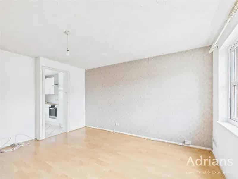 2 Bedroom House for Sale