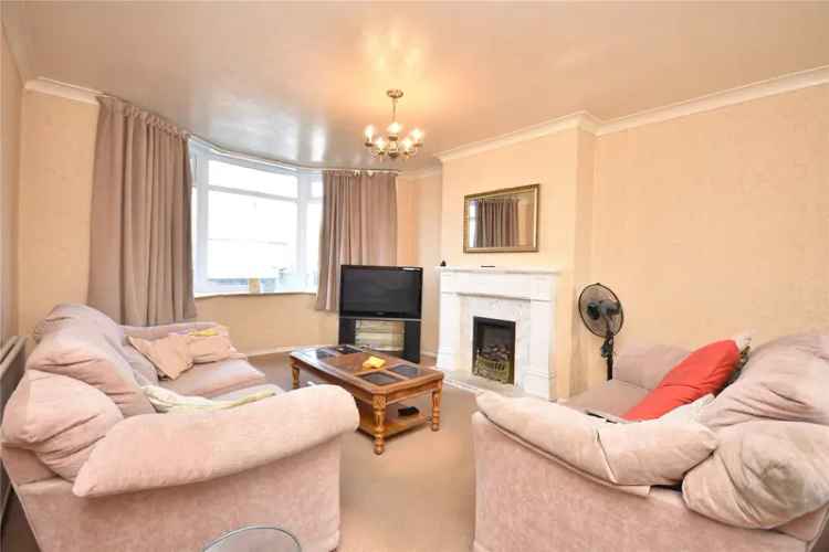 House For Sale in Leeds, England