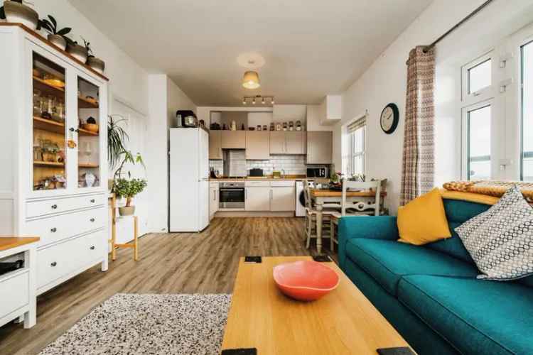 Two Bedroom Apartment First Time Buyers Castle Park