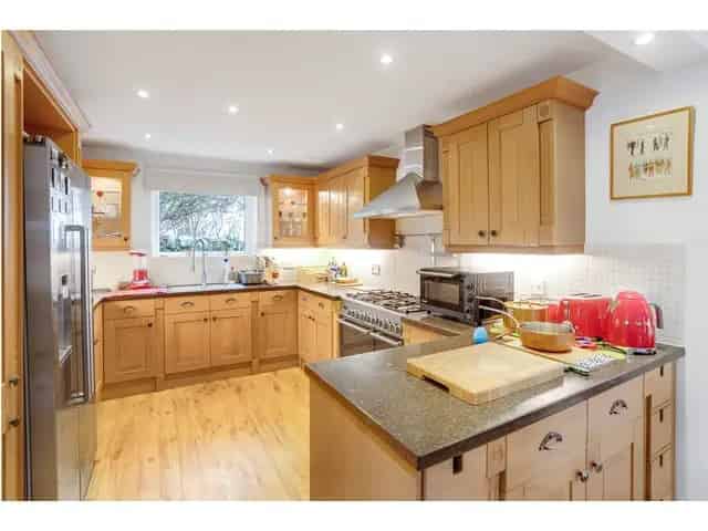 3 Bedroom Detached House with Beach Access and Panoramic Views