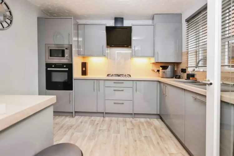 Modern 2-Bedroom Mid-Terraced House Ideal for First-Time Buyers