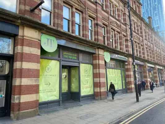 Commercial Property to Rent Manchester