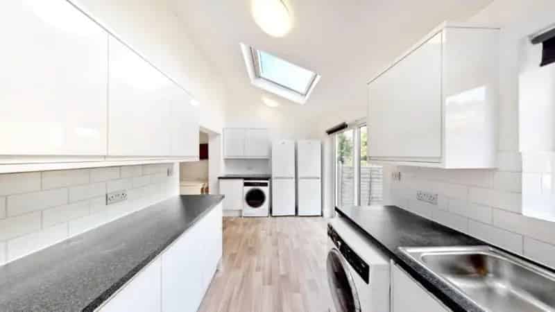 6 Bedroom Semi Detached House Bath City Centre
