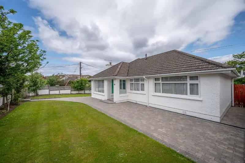 Detached Bungalow Donaghadee No Onward Chain