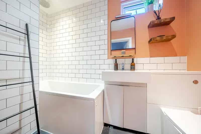 2 Double Bedroom Garden Maisonette Near Tooting Broadway