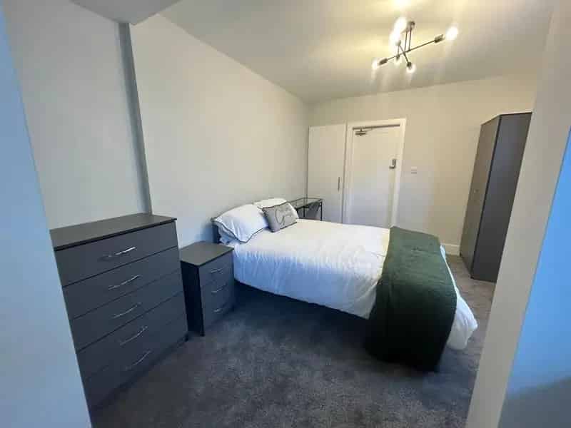 Studio to Rent