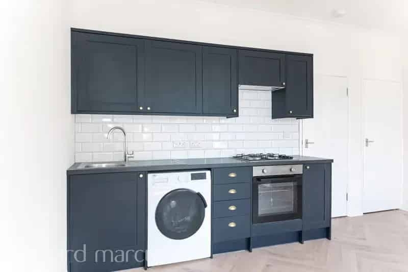 2-Bedroom Flat To Let Near Amenities Parking Available
