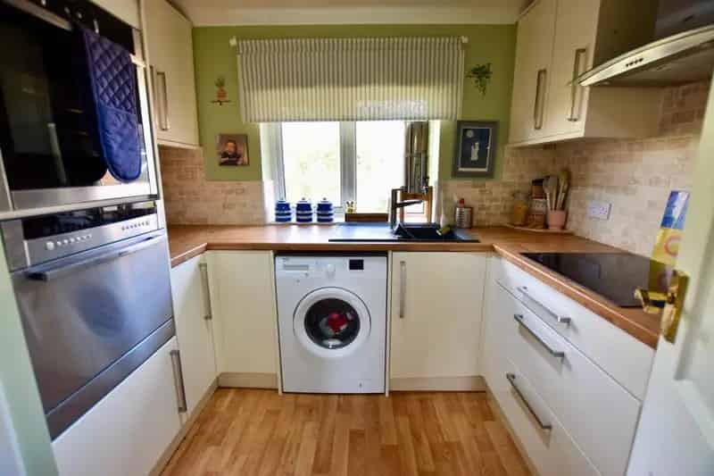 2 Bedroom Maisonette for Sale Allesley Park
