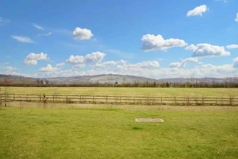 5 Bedroom Detached House for Sale in Toddington