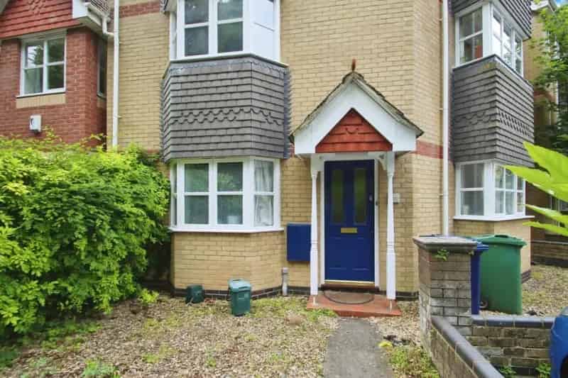 1 Bedroom Flat To Rent Available 11 10 2025