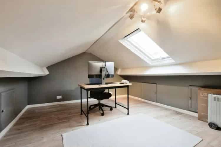 2 Bedroom Semi Detached House for Sale Wilmslow Cheshire