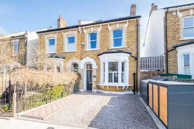 Stunning 5-Bedroom Victorian Home with Smart Technology in London