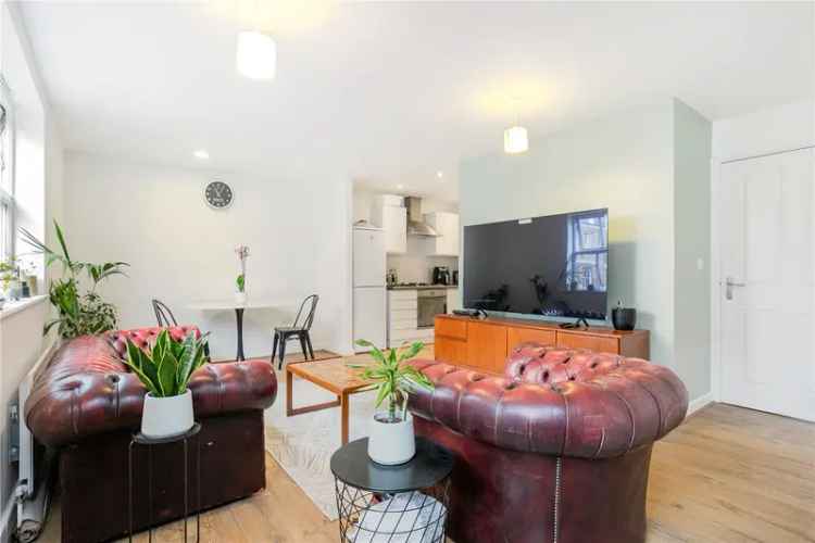 2 bedroom flat/apartment in London