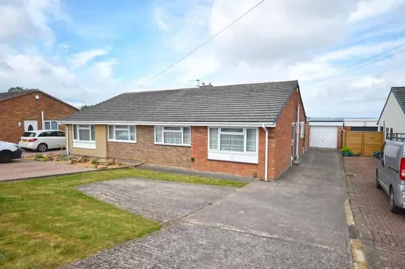 2 Bedroom Semi-Detached Bungalow for Sale