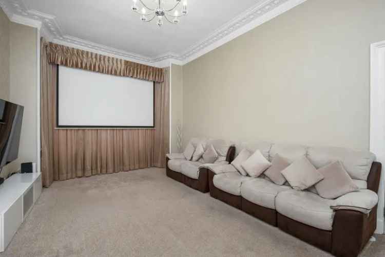 4 Bedroom Flat to Rent in New Town Edinburgh