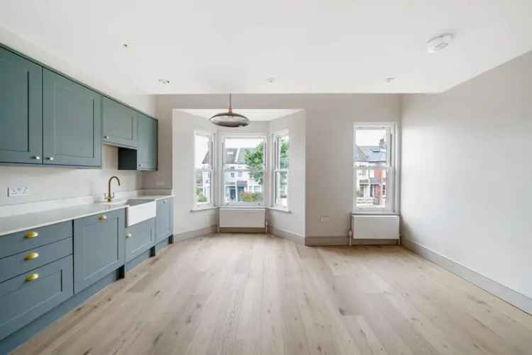 Brand New Flat near Earlsfield Amenities and Wandsworth Common