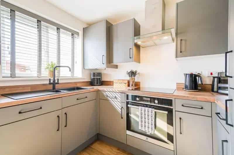 3 Bed Semi-Detached House for Sale in Wombwell