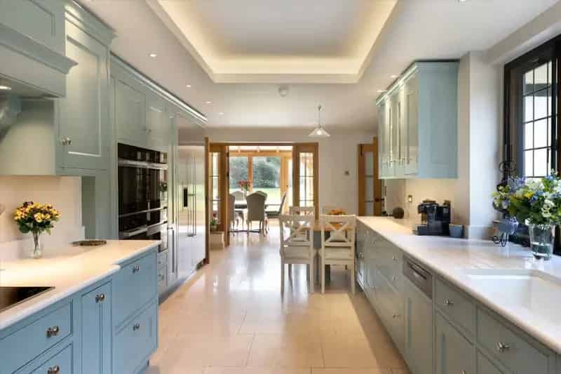 Oakwood House 9500 sq ft Family Home 14.48 Acres