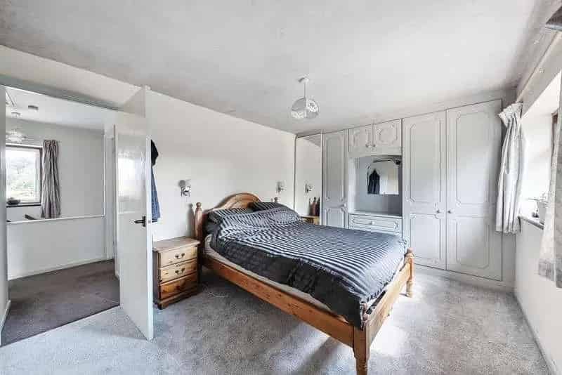 3 Bed Semi-Detached House Kingsclere