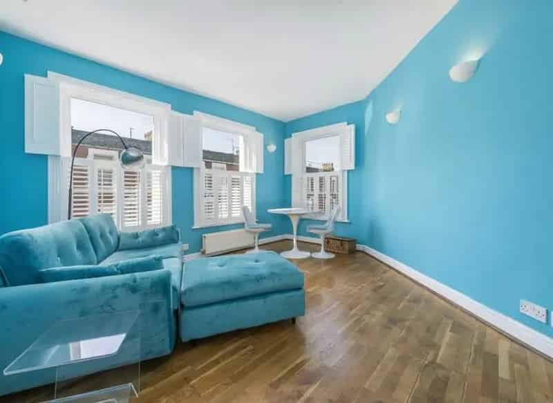 Fulham Two Double Bedroom Flat Top Floor Conversion No Onward Chain