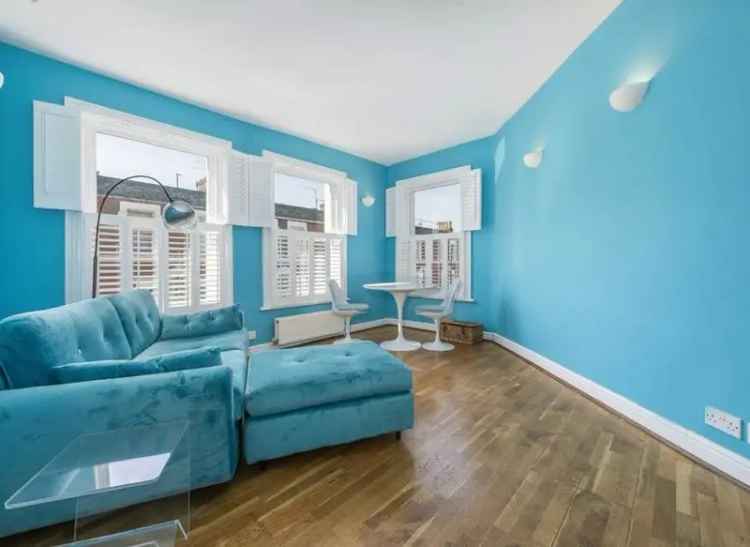 Fulham Two Double Bedroom Flat Top Floor Conversion No Onward Chain