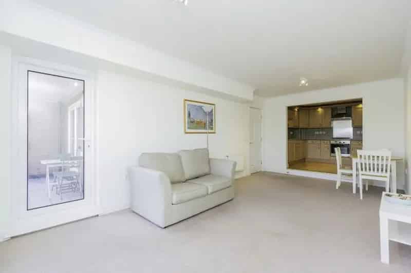 2 Bedroom Apartment Liverpool Stunning Views Parking EPC B