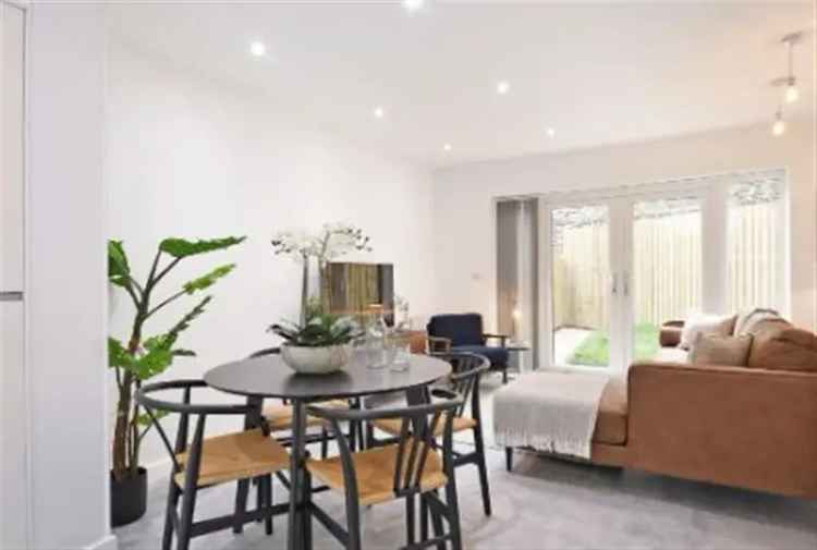 Tobias 3 Bed Townhouse Waverley Central