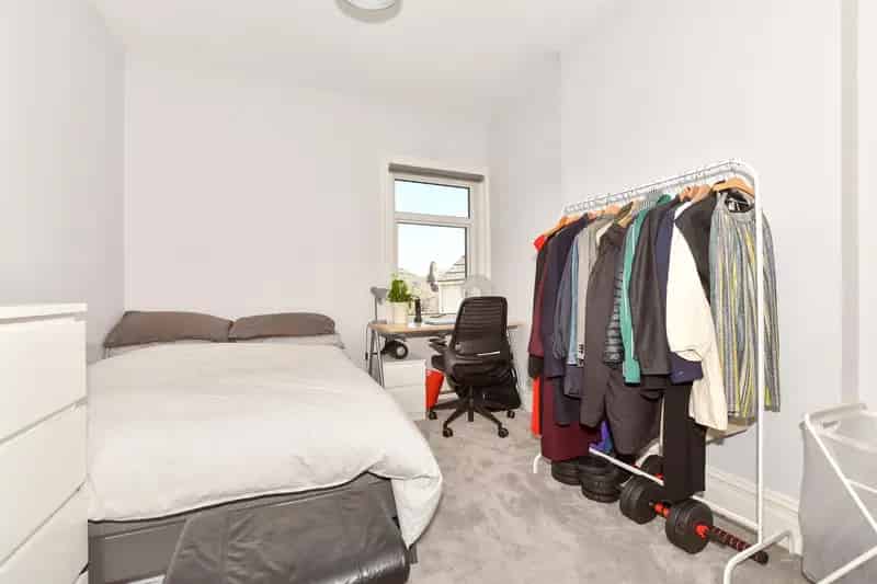3 Bedroom Semi-Detached House for Sale Near Folkestone West Station