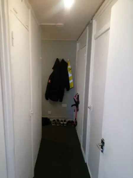 Flat For Rent in Gosport, England